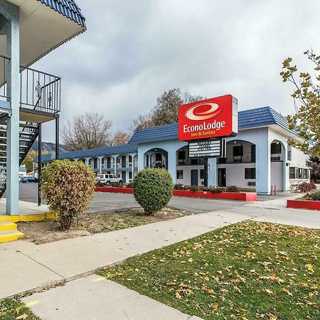 Econo Lodge Inn & Suites Logan Dış mekan fotoğraf