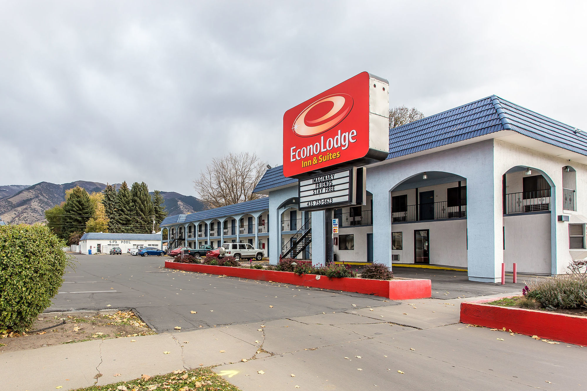 Econo Lodge Inn & Suites Logan Dış mekan fotoğraf